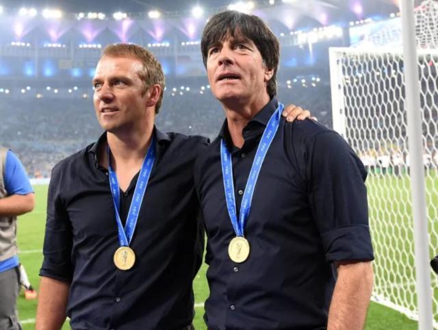 开云中国官网-一场独角戏与两场宫斗，德国队用最传统的方法换帅